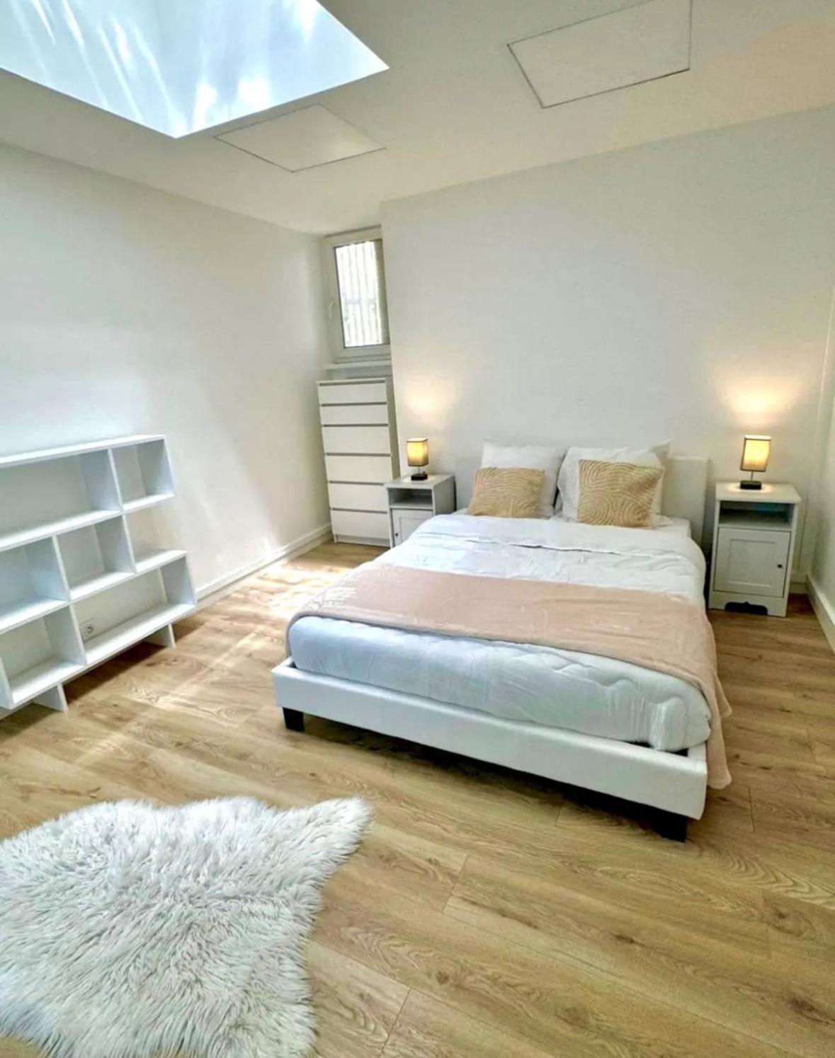 Parisian Spacious 70m2 Flat Near Eiffel Tower Parijs